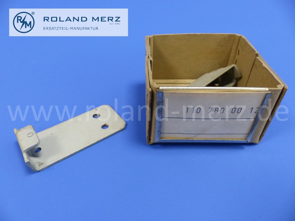 1107800012 angle, sliding roof, Mercedes W110, W111, W112, 190c – 300SE, original Mercedes spare part, New Old Stock, NOS