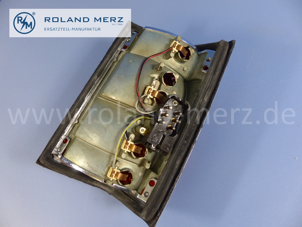 1158202964 rear light cluster, tail lamp, left, complete, Mercedes W115, station car, Strich 8, SA 55546, E: 1158202364, original Mercedes spare-part, NOS