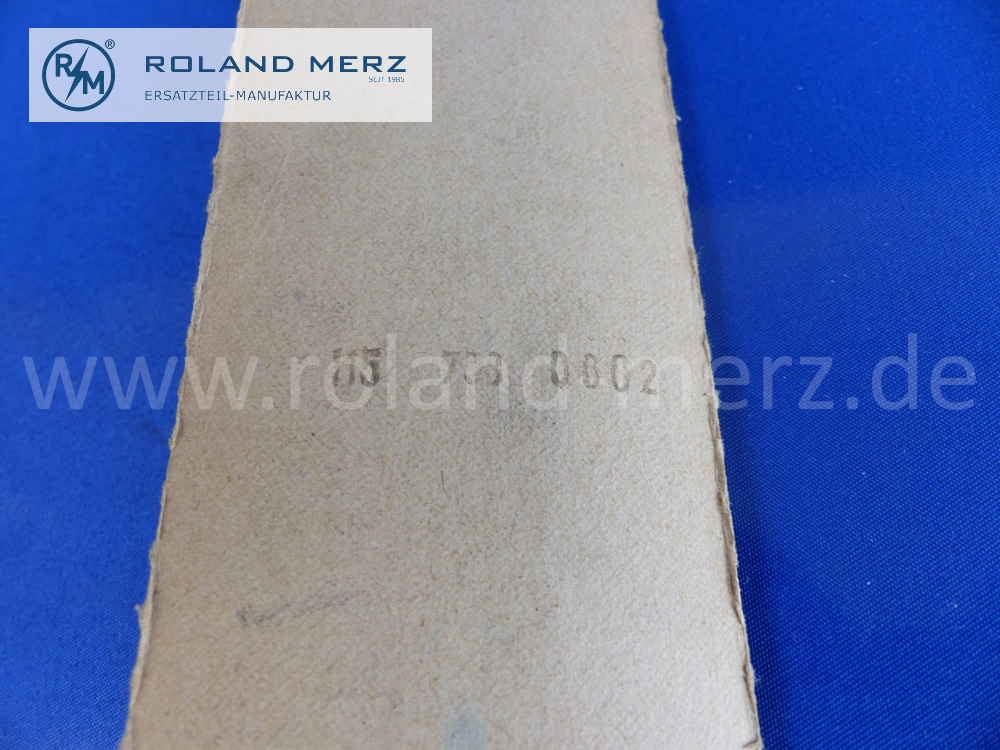 1157580002 Griff Heckdeckel, Heckdeckelgriff, Mercedes  200/8, 220/8, 220/8D, W114, W115, Original MB-Neuteil NOS