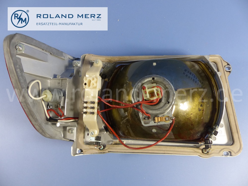 1078200161 Bosch lighting unit, headlamp, with turn signal lamp, left, right hand traffic, Mercedes W107, original Mercedes spare-part, NOS - water stains -