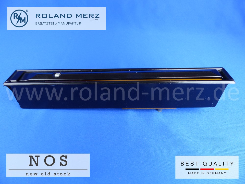 Einbauwinker SWF We 200 schwarz lackiert 6V 200mm Pfeillänge für Ford Taunus