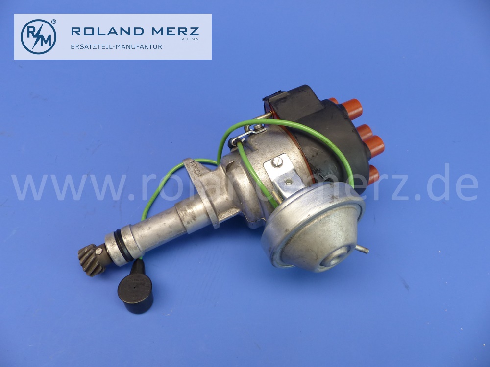 0021587601 distributor, ignition distributor, Mercedes M110, Bosch 0237304012, original Mercedes spare part, NOS, connector slightly damaged